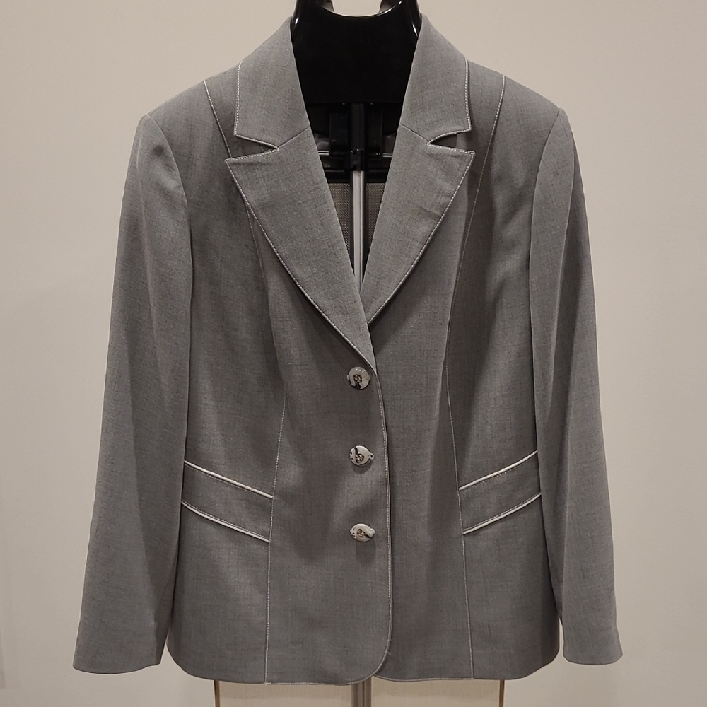 Laura Plus Gray Women's Blazer 1X